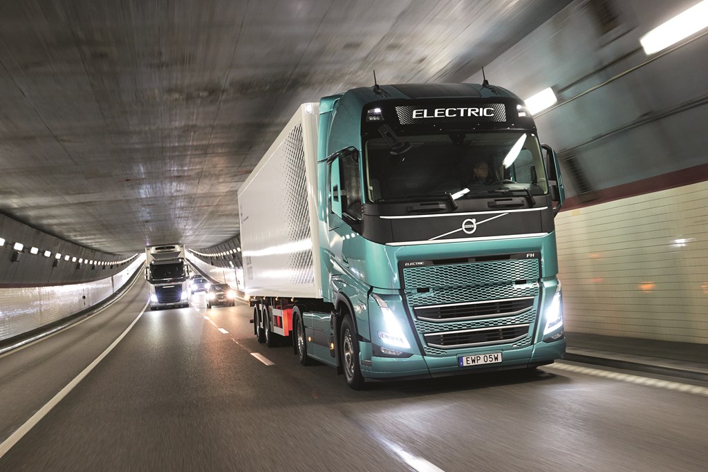 Zero emissions trucks